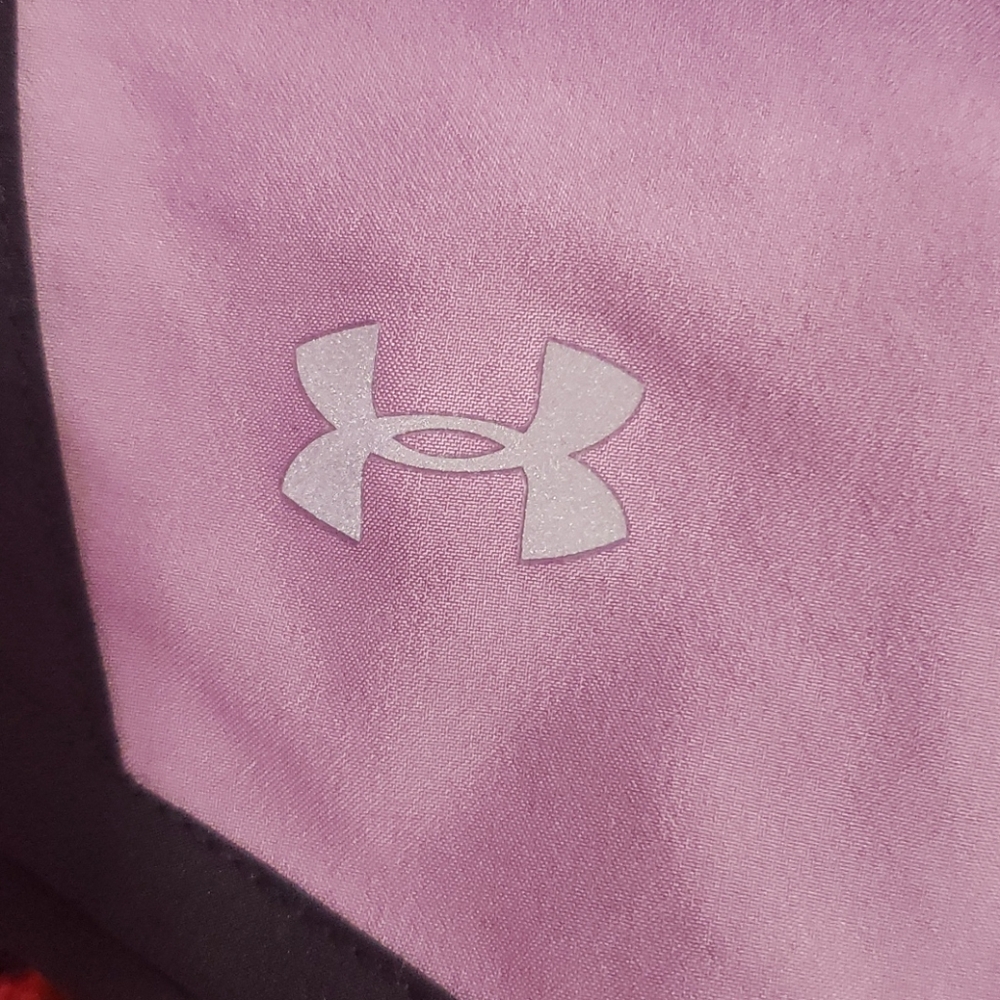 Under Armour running shorts - Picture 2 of 4